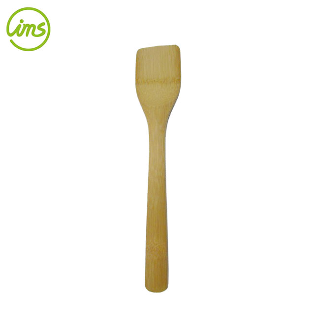 Bamboo Turner – Eco-Friendly Wooden Cooking Spatula