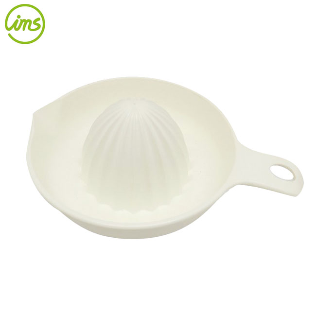 PP Citrus Reamer with Hanger – Manual Citrus Juicer for Lemon & Orange