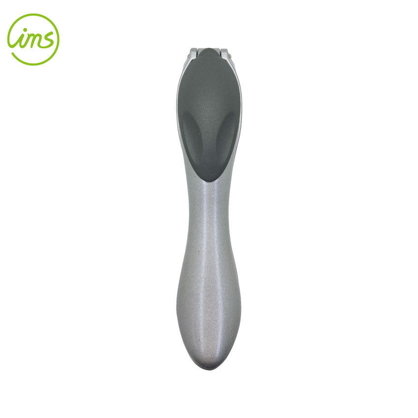 Heavy Duty Aluminum Garlic Press Crusher with Ergonomic Handle